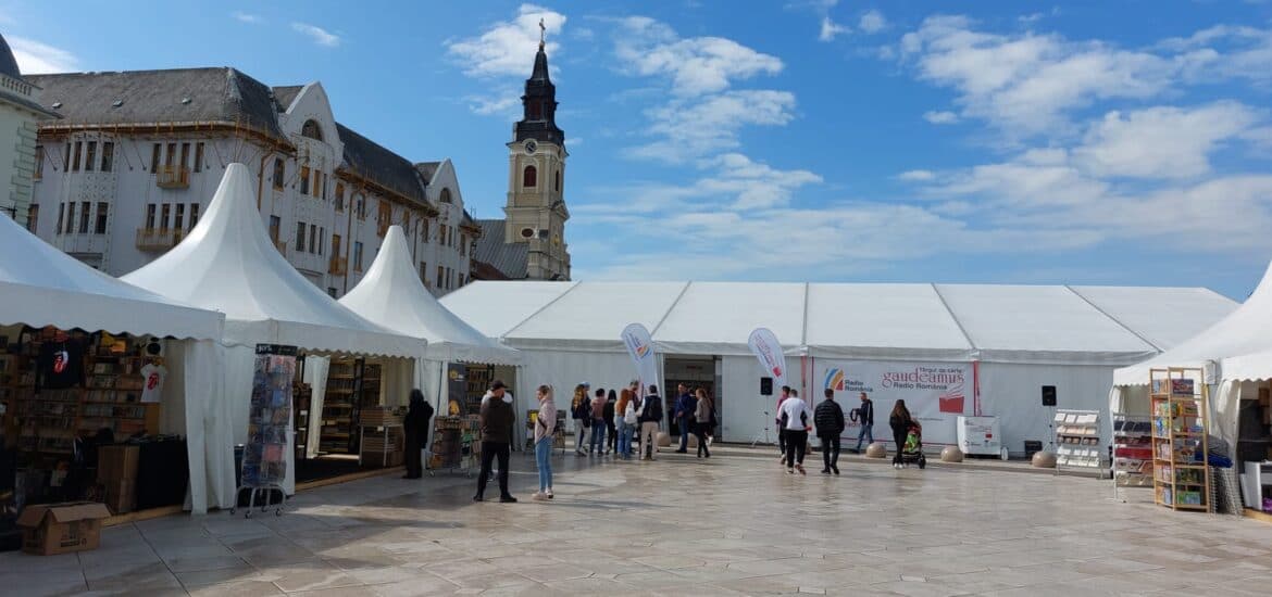  O sărbătoare culturală în Piața Unirii, 14-18 mai – Târgul de Carte revine cu a 11-a ediție!