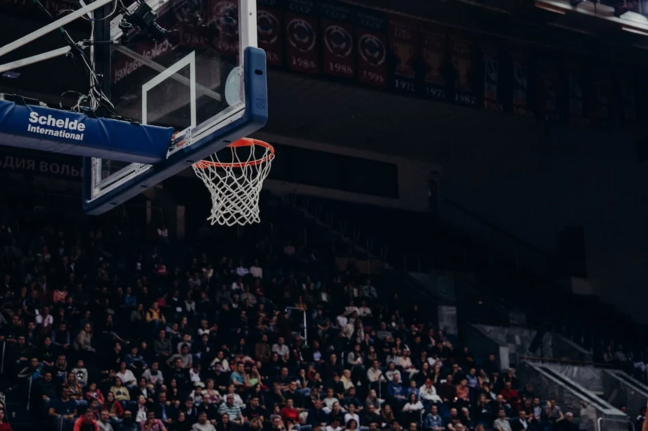 LeBron James va juca pentru o altă echipă în sezonul 2026-2027