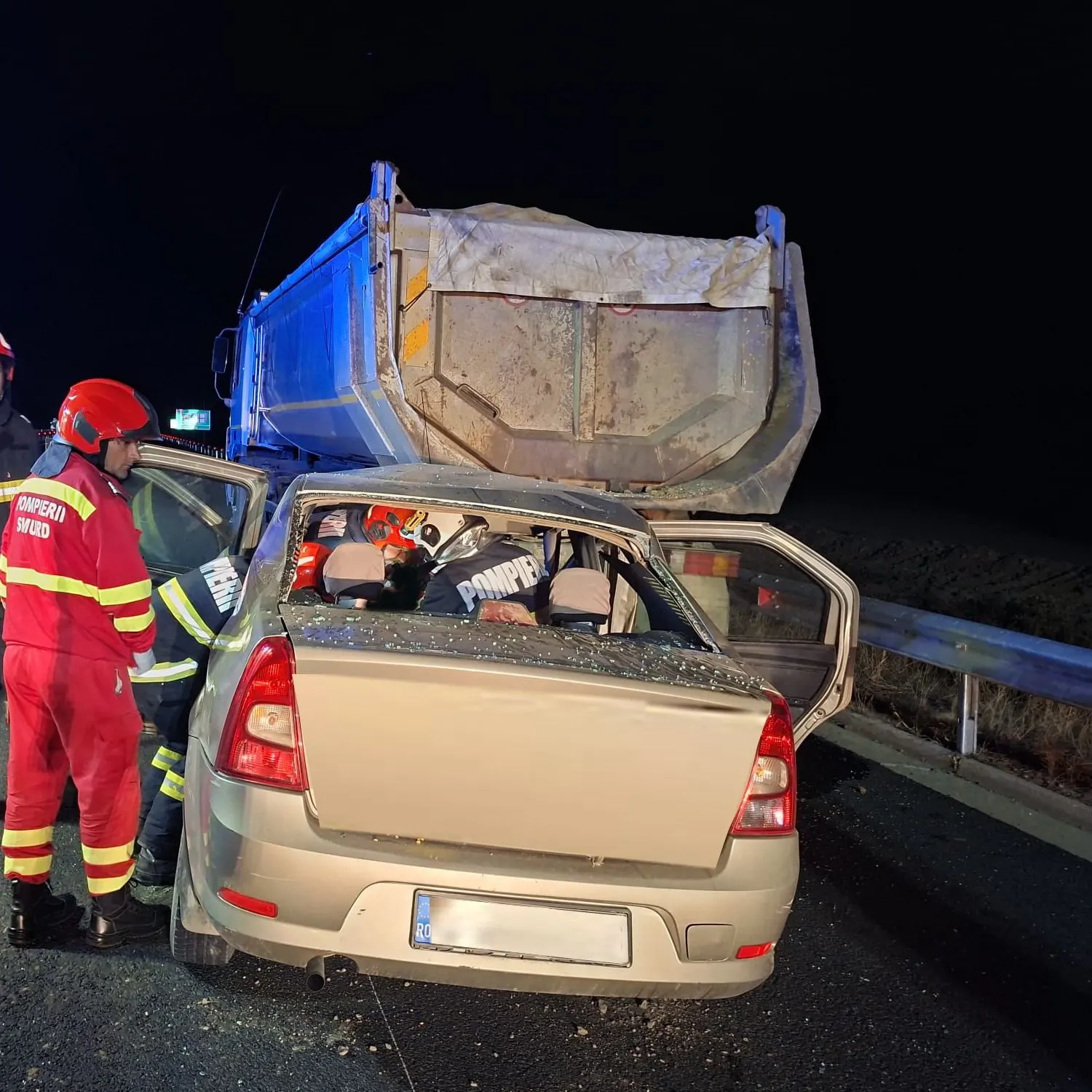 Accident între Chiribiș și Tăuteu: persoană blocată, descarcerată de pompierii din Marghita