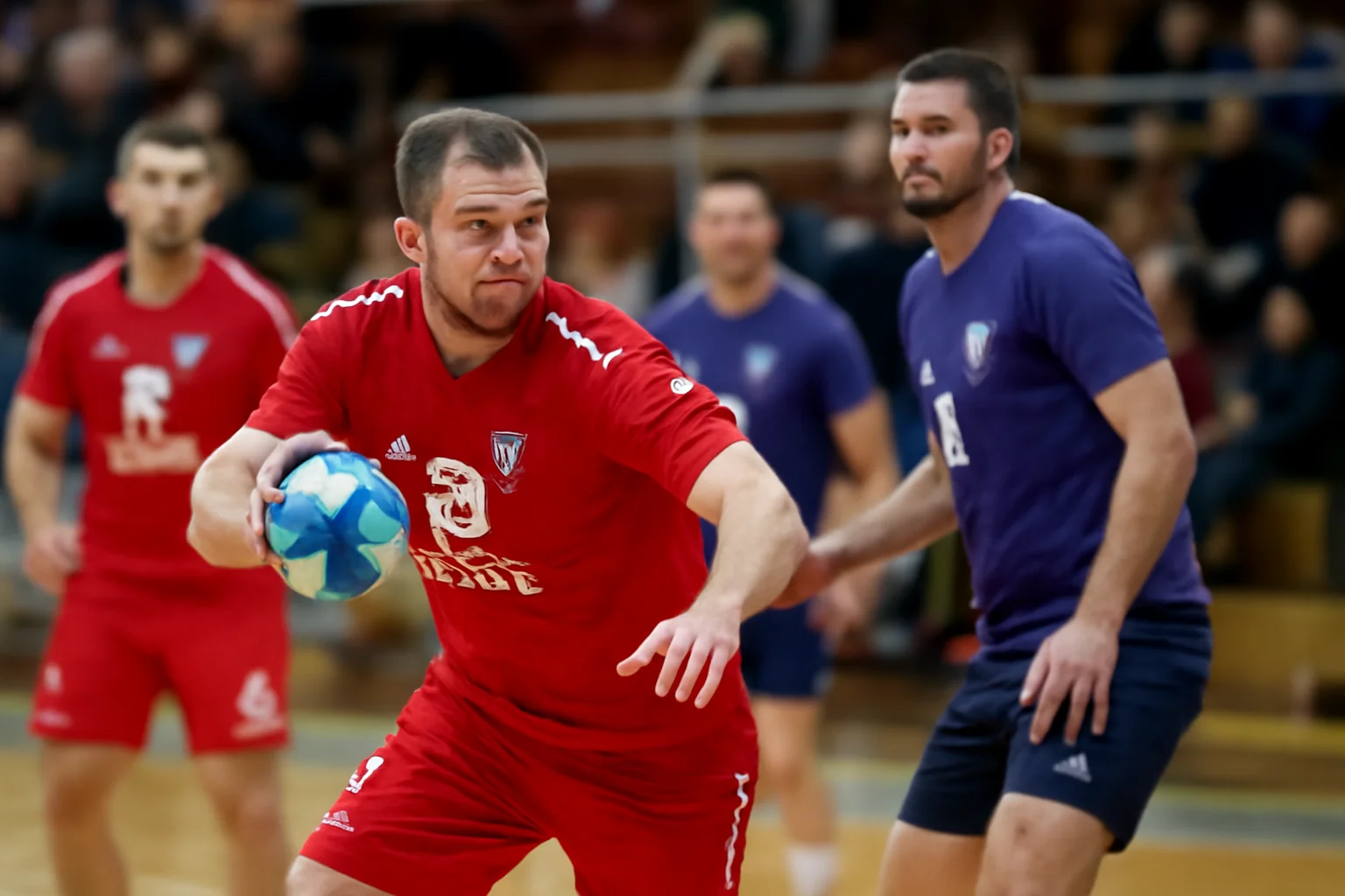 Meci decisiv pentru handbaliștii CSM Oradea la Timișoara în Divizia A